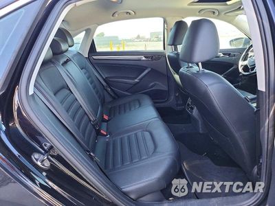 Zdjęcie 10 z 12 samochodu: 2017 VOLKSWAGEN PASSAT SEL PREMIUM VIN:1VWCM7A36HC053666 - miniatura