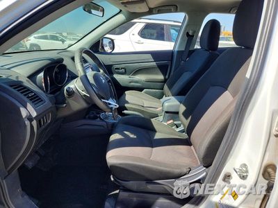 Zdjęcie 7 z 13 samochodu: 2016 MITSUBISHI OUTLANDER SPORT ES VIN:JA4AP3AW0GZ048988 - miniatura