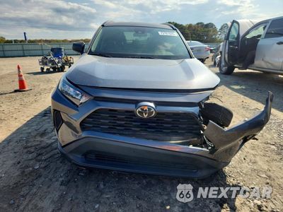 Piąte zdjęcie samochodu w środku: 2020 TOYOTA RAV4 LE VIN:2T3H1RFVXLC077984 - miniatura