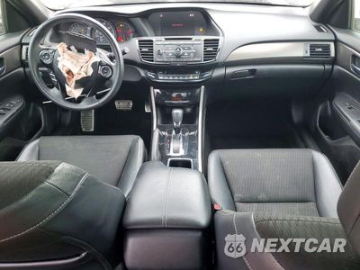 Zdjęcie 8 z 12 samochodu: 2017 HONDA ACCORD SPORT VIN:1HGCR2F57HA128180 - miniatura