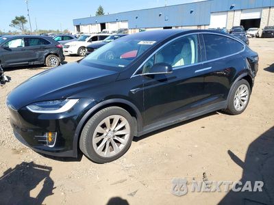 2018 TESLA MODEL X 5YJXCDE27JF126978 - główne zdjęcie licytacji z USA - miniatura