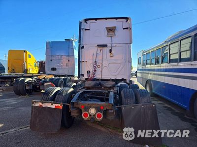 Zdjęcie 6 z 14 samochodu: 2019 FREIGHTLINER CASCADIA 126