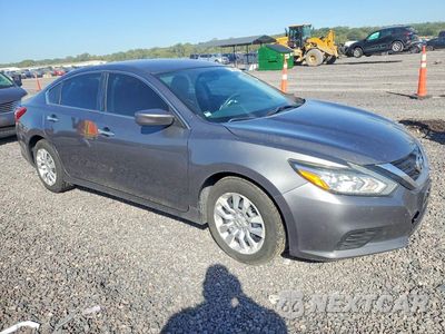 Czwarte zdjęcie samochodu z boku: 2018 NISSAN ALTIMA 2.5 S VIN:1N4AL3AP0JC198948 - miniatura