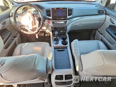 Zdjęcie 8 z 14 samochodu: 2018 HONDA PILOT EXL VIN:5FNYF6H57JB013710 - miniatura
