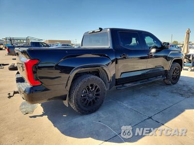 Trzecie zdjęcie samochodu z tyłu: 2022 TOYOTA TUNDRA SR5 VIN:5TFLA5DBXNX032343 - miniatura