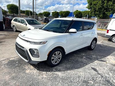 Drugie zdjęcie samochodu z przodu: 2020 KIA SOUL LX VIN:KNDJ23AU9L7724007 - miniatura