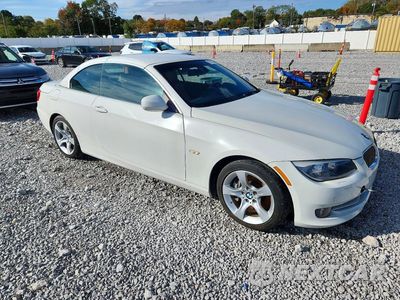 Czwarte zdjęcie samochodu z boku: 2011 BMW 335 I VIN:WBADX7C59BE579005 - miniatura