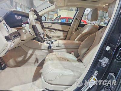 Zdjęcie 7 z 13 samochodu: 2019 MERCEDES-BENZ S 560 4MATIC VIN:WDDUG8GB4KA464656 - miniatura