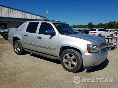 Czwarte zdjęcie samochodu z boku: 2012 CHEVROLET AVALANCHE LT VIN:3GNMCFE05CG290053 - miniatura