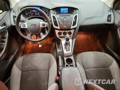 Zdjęcie 8 z 12 samochodu: 2014 FORD FOCUS SE VIN:1FADP3F25EL207258 - miniatura