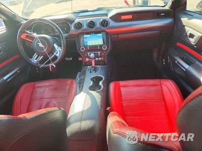 Zdjęcie 8 z 13 samochodu: 2018 FORD MUSTANG VIN:1FATP8UH5J5155838 - miniatura