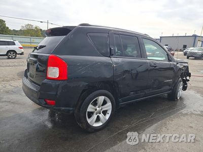 Trzecie zdjęcie samochodu z tyłu: 2011 JEEP COMPASS SPORT VIN:1J4NF1FB2BD154962 - miniatura