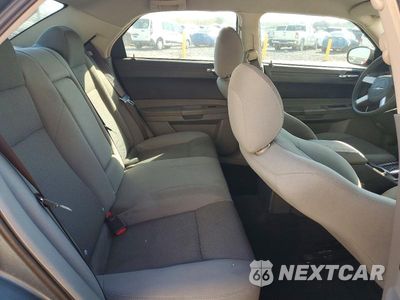 Zdjęcie 10 z 13 samochodu: 2005 CHRYSLER 300 VIN:2C3JA43R15H104040 - miniatura