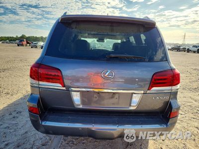 Zdjęcie 6 z 13 samochodu: 2013 LEXUS LX 570 VIN:JTJHY7AX3D4092040 - miniatura