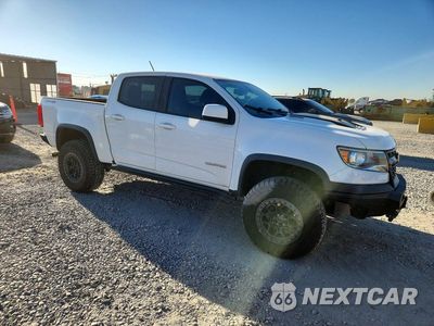 Czwarte zdjęcie samochodu z boku: 2018 CHEVROLET COLORADO ZR2 VIN:1GCPTEE13J1278990 - miniatura