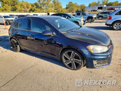 Czwarte zdjęcie samochodu z boku: 2015 VOLKSWAGEN GTI VIN:3VW4T7AU3FM028106 - miniatura