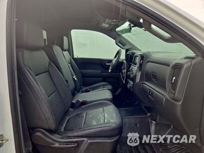 Zdjęcie 10 z 12 samochodu: 2021 CHEVROLET SILVERADO C1500 VIN:3GCNWAEK2MG322208 - miniatura
