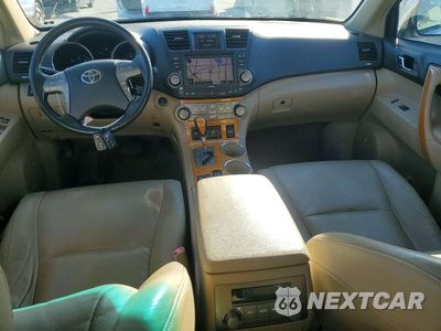 Zdjęcie 8 z 13 samochodu: 2009 TOYOTA HIGHLANDER HYBRID LIMITED VIN:JTEEW44A092030045 - miniatura