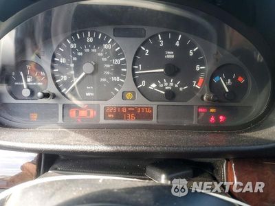 Zdjęcie 9 z 12 samochodu: 2005 BMW 325 I VIN:WBAET37415NH06511 - miniatura