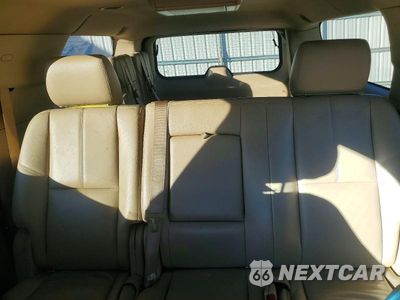 Zdjęcie 10 z 13 samochodu: 2012 CHEVROLET SUBURBAN K1500 LT VIN:1GNSKJE79CR147889 - miniatura