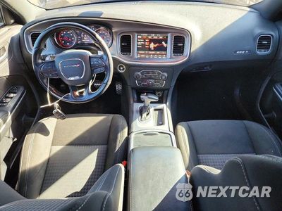 Zdjęcie 8 z 12 samochodu: 2020 DODGE CHARGER SCAT PACK VIN:2C3CDXGJ0LH133581 - miniatura