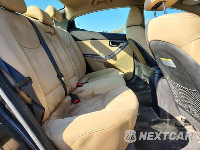 Zdjęcie 10 z 12 samochodu: 2012 HYUNDAI ELANTRA GLS VIN:KMHDH4AE1CU221062 - miniatura
