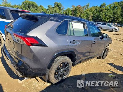 Trzecie zdjęcie samochodu z tyłu: 2024 TOYOTA RAV4 XSE VIN:2T3E6RFV8RW049449 - miniatura