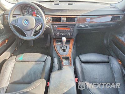 Zdjęcie 8 z 13 samochodu: 2011 BMW 328 I VIN:WBAPH7G51BNN03735 - miniatura