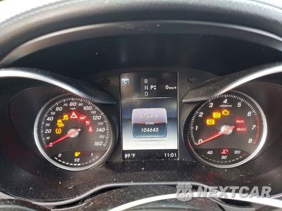 Zdjęcie 9 z 12 samochodu: 2016 MERCEDES-BENZ C 300 4MATIC VIN:55SWF4KB2GU155626 - miniatura