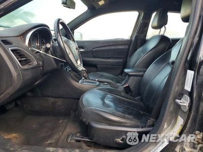 Zdjęcie 7 z 12 samochodu: 2013 CHRYSLER 200 LIMITED VIN:1C3CCBCG7DN527331 - miniatura