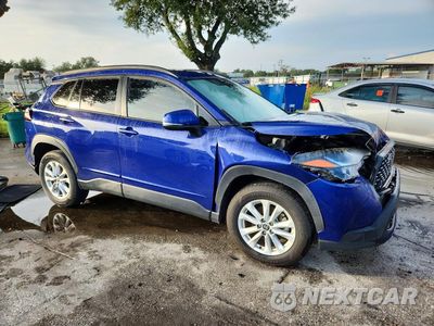 Czwarte zdjęcie samochodu z boku: 2022 TOYOTA COROLLA CROSS LE VIN:7MUCAABG4NV024628 - miniatura