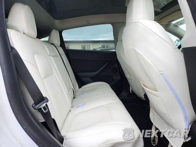 Zdjęcie 10 z 12 samochodu: 2021 TESLA MODEL Y VIN:5YJYGDEE7MF279142 - miniatura
