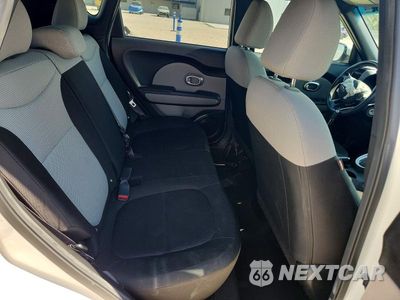 Zdjęcie 11 z 13 samochodu: 2016 KIA SOUL BASE VIN:KNDJN2A2XG7301300 - miniatura