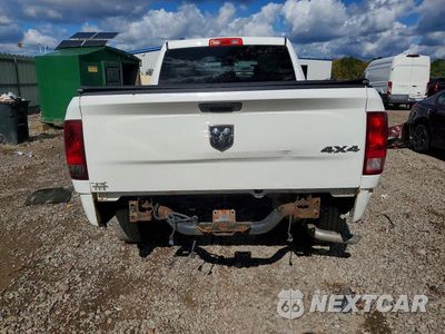 Zdjęcie 6 z 12 samochodu: 2017 RAM 1500 ST VIN:1C6RR7FG4HS674380 - miniatura