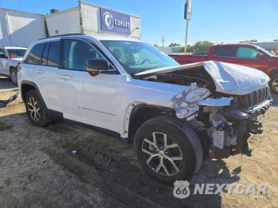 Czwarte zdjęcie samochodu z boku: 2024 JEEP GRAND CHEROKEE LIMITED VIN:1C4RJHBG3RC159877 - miniatura