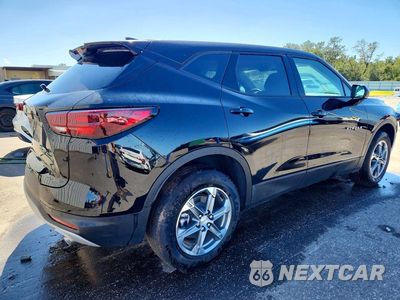 Trzecie zdjęcie samochodu z tyłu: 2026 CHEVROLET BLAZER 2LT VIN:3GNKBCR45TS152600 - miniatura