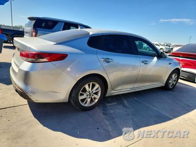 Trzecie zdjęcie samochodu z tyłu: 2017 KIA OPTIMA LX VIN:5XXGT4L36HG148845 - miniatura