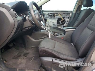 Zdjęcie 7 z 14 samochodu: 2018 NISSAN ROGUE S VIN:JN8AT2MT2JW460257 - miniatura