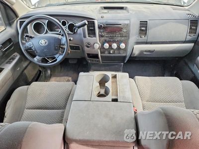 Zdjęcie 8 z 12 samochodu: 2013 TOYOTA TUNDRA DOUBLE CAB SR5 VIN:5TFUY5F16DX286005 - miniatura