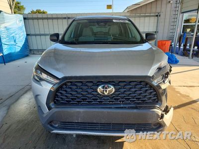 Piąte zdjęcie samochodu w środku: 2025 TOYOTA COROLLA CROSS L VIN:7MUAAAAG6SV126128 - miniatura