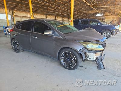 Czwarte zdjęcie samochodu z boku: 2012 FORD FOCUS TITANIUM VIN:1FAHP3N24CL378860 - miniatura