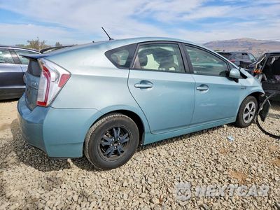 Trzecie zdjęcie samochodu z tyłu: 2015 TOYOTA PRIUS TWO VIN:JTDKN3DU6F1996853 - miniatura
