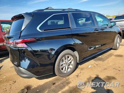 Trzecie zdjęcie samochodu z tyłu: 2024 TOYOTA SIENNA LE VIN:5TDKSKFC6RS128558 - miniatura