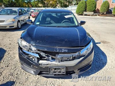 Piąte zdjęcie samochodu w środku: 2018 HONDA CIVIC EX VIN:19XFC2F70JE203626 - miniatura