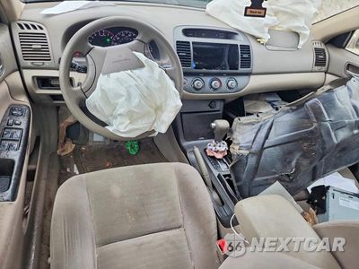 Zdjęcie 8 z 12 samochodu: 2005 TOYOTA CAMRY LE VIN:4T1BE32K55U570470 - miniatura