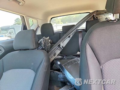 Zdjęcie 10 z 14 samochodu: 2025 KIA SOUL LX VIN:KNDJ23AUXS7253578 - miniatura