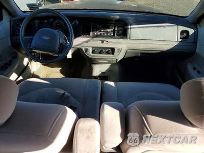 Zdjęcie 8 z 12 samochodu: 2002 FORD CROWN VICTORIA POLICE INTERCEPTOR VIN:2FAFP71W92X158851 - miniatura