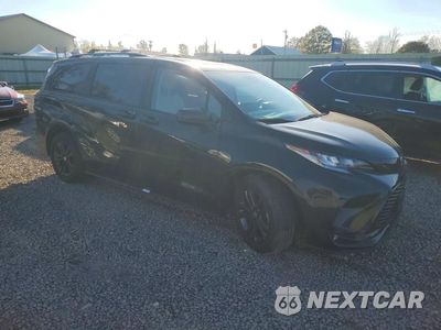 Czwarte zdjęcie samochodu z boku: 2025 TOYOTA SIENNA XSE VIN:5TDDSKFC2SS184799 - miniatura