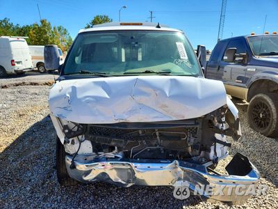 Piąte zdjęcie samochodu w środku: 2017 CHEVROLET EXPRESS G3500 VIN:1GB0GRFG2H1132529 - miniatura