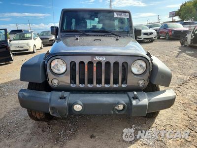 Piąte zdjęcie samochodu w środku: 2017 JEEP WRANGLER UNLIMITED SPORT VIN:1C4BJWDG7HL581068 - miniatura